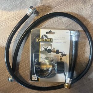 Propane Gas Level Indicator with Black Hose